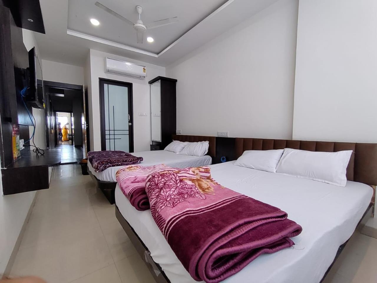 Hotel Jyoti Shree Udždžain Exteriér fotografie