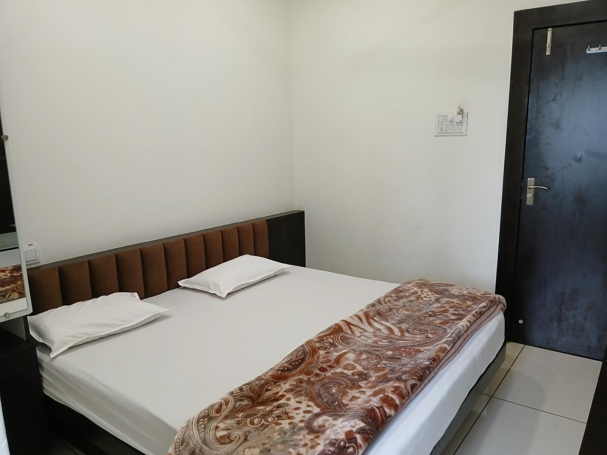 Hotel Jyoti Shree Udždžain Exteriér fotografie